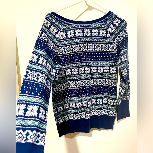 VICTORIA’S SECRET PJ TOP - Picture 1 of 7